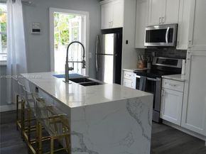 1401 NE 14th Ct, Fort Lauderdale FL 33304