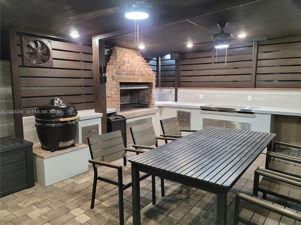 13520 SW 97th St, Miami FL 33186