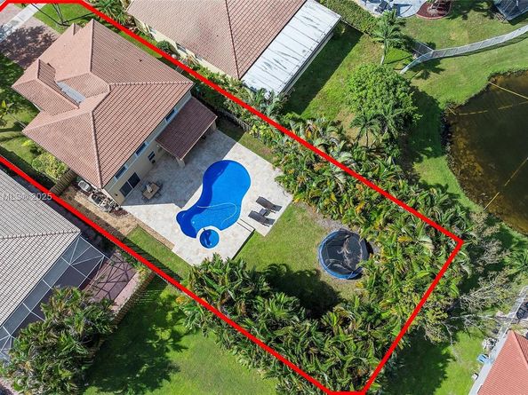 4401 NW 41st Pl, Coconut Creek FL 33073