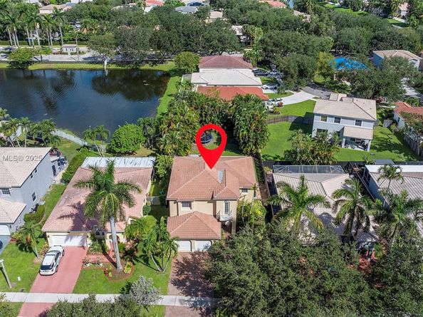 4401 NW 41st Pl, Coconut Creek FL 33073