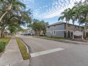 12152 SW 49th Ct, Cooper City FL 33330