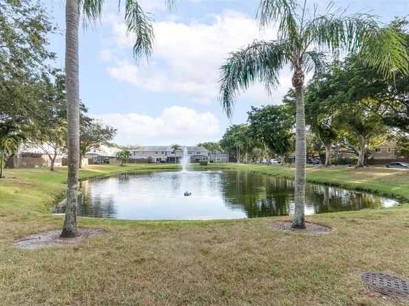 12152 SW 49th Ct, Cooper City FL 33330