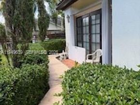 10060 SW 122nd Ave, Miami FL 33186