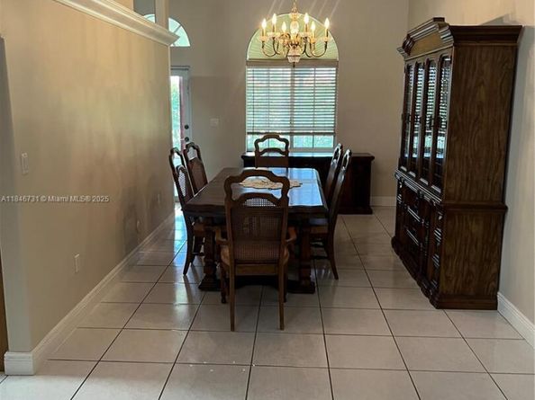8455 NW 169th Ter, Miami Lakes FL 33016