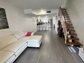 5580 W 26th Ct 204, Hialeah FL 33016
