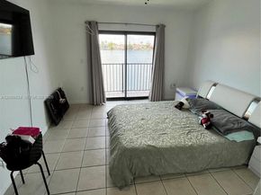 5580 W 26th Ct 204, Hialeah FL 33016