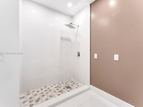 400 SW 24th Rd, Miami FL 33129