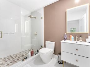 400 SW 24th Rd, Miami FL 33129