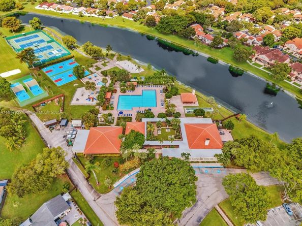 13666 SW 116th Ln, Miami FL 33186
