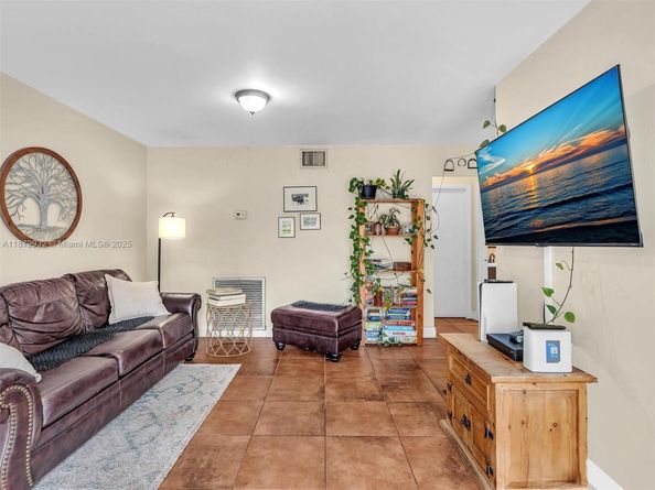 13666 SW 116th Ln, Miami FL 33186