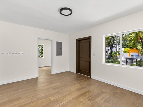 266 NW 42nd St, Miami FL 33127