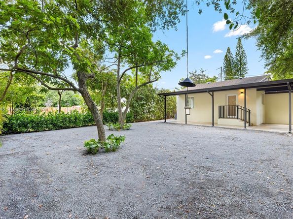 266 NW 42nd St, Miami FL 33127
