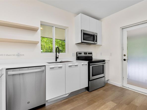 266 NW 42nd St, Miami FL 33127