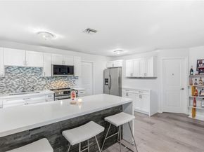 2125 NW 27th Ln, Fort Lauderdale FL 33311
