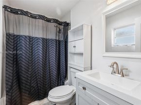 2125 NW 27th Ln, Fort Lauderdale FL 33311
