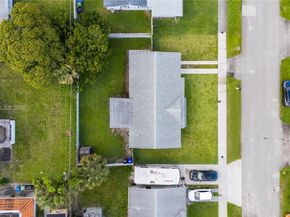 2125 NW 27th Ln, Fort Lauderdale FL 33311