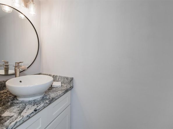 17800 Atlantic Blvd PH9, Sunny Isles Beach FL 33160