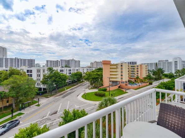 17800 Atlantic Blvd PH9, Sunny Isles Beach FL 33160