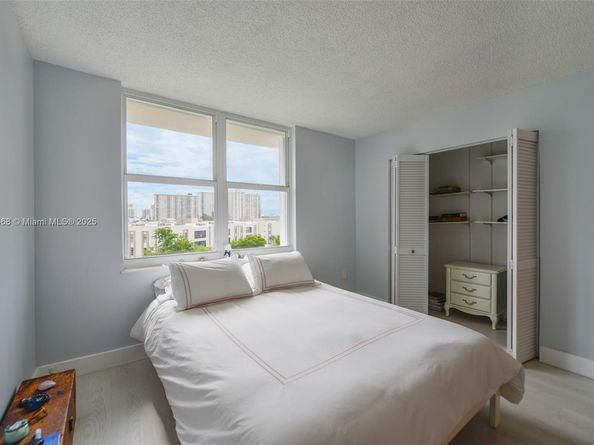 17800 Atlantic Blvd PH9, Sunny Isles Beach FL 33160