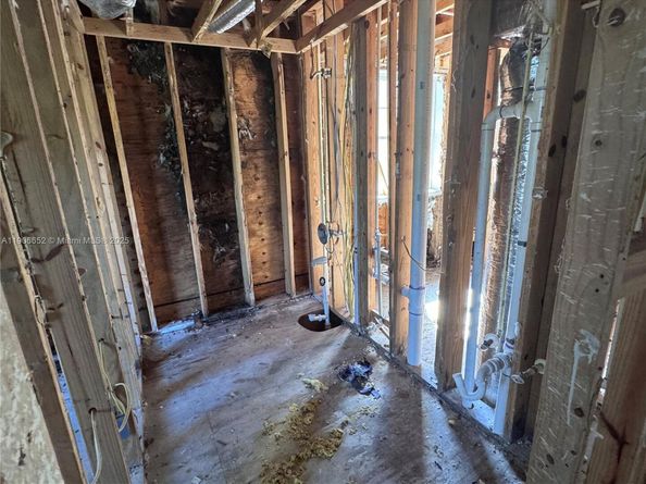 634 NW 2nd Ave, Fort Lauderdale FL 33311