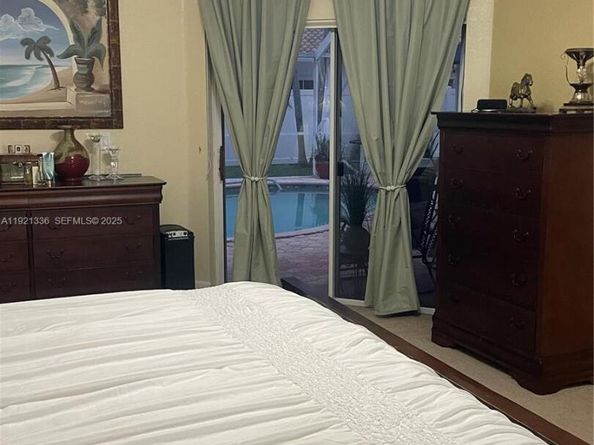 Undisclosed Address #A11921336, Pembroke Pines FL 33025