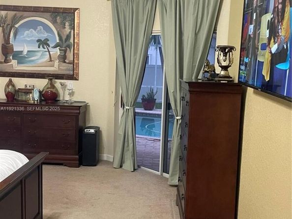 Undisclosed Address #A11921336, Pembroke Pines FL 33025