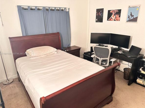 Undisclosed Address #A11921336, Pembroke Pines FL 33025