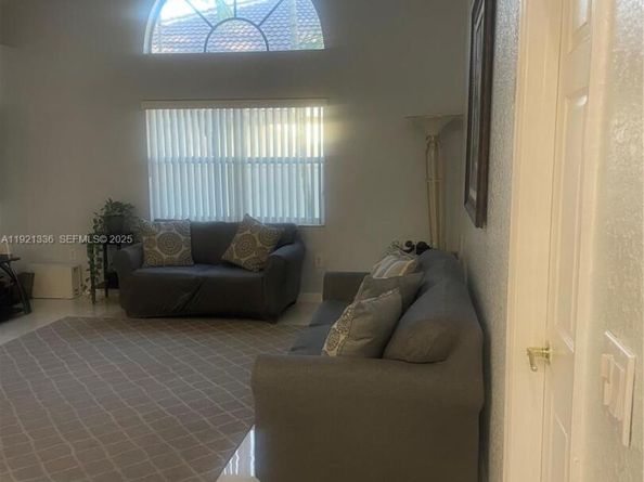 Undisclosed Address #A11921336, Pembroke Pines FL 33025