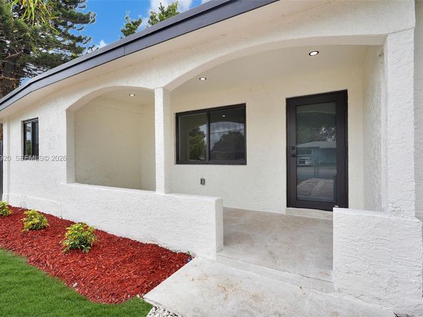 1830 NW 135th St, Miami FL 33167