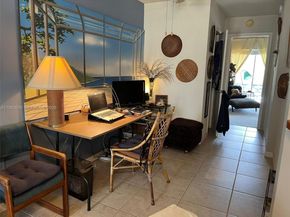 15610 NE 6th Ave 19C, Miami FL 33162