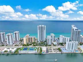 2711 S Ocean Drive 3704, Hollywood FL 33019