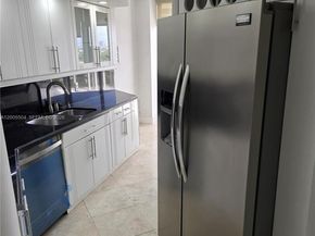 3610 Yacht Club Dr 1016, Aventura FL 33180