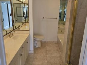 3610 Yacht Club Dr 1016, Aventura FL 33180