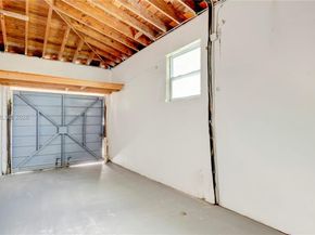 1921 NE 158th St, North Miami Beach FL 33162