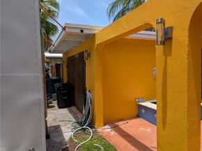 2606 Gulfstream Ln, Fort Lauderdale FL 33312