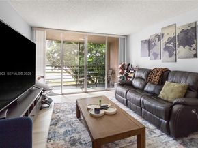 9440 Tangerine Pl 202, Davie FL 33324