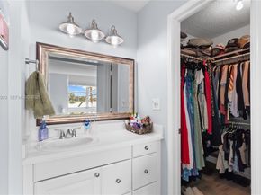 9440 Tangerine Pl 202, Davie FL 33324