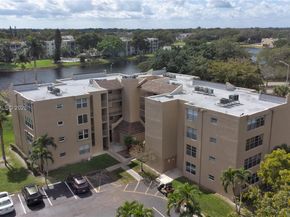 9440 Tangerine Pl 202, Davie FL 33324