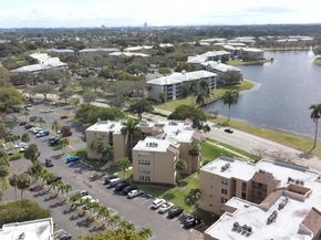 9440 Tangerine Pl 202, Davie FL 33324