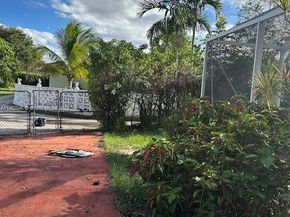 4700 Taft St, Hollywood FL 33021