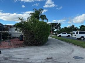 4700 Taft St, Hollywood FL 33021