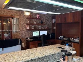 4700 Taft St, Hollywood FL 33021