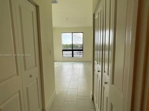 8167 NW 41st St E409, Doral FL 33166