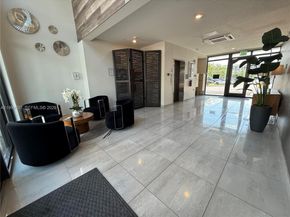 8167 NW 41st St E409, Doral FL 33166