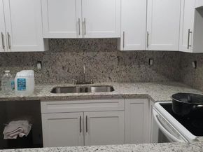 13745 SW 84th St A, Miami FL 33183