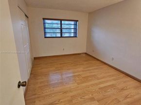 13745 SW 84th St A, Miami FL 33183