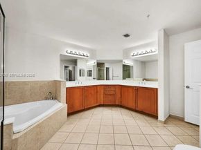 8395 SW 73rd Ave 104, Miami FL 33143