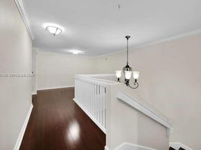 8395 SW 73rd Ave 104, Miami FL 33143