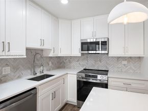 506 5th Ter, Palm Beach Gardens FL 33418