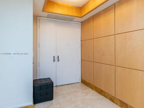 848 Brickell Key Dr 1201, Miami FL 33131